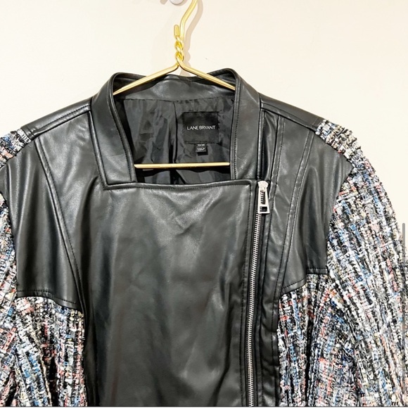 Lane Bryant Moto Jacket with Tweed Contrasting
Sleeves Buckle Belt faux Leather - Picture 4 of 8